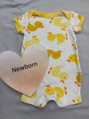 Carter's NWOT White Newborn Romper with Yellow Duck Print